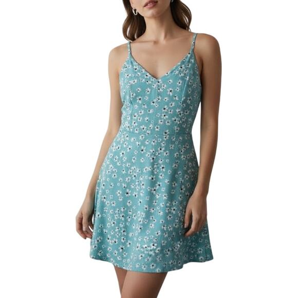 Market & Spruce Alisha Blue Floral Sleeveless Knit Dress NWT Size Medium - Picture 1 of 7